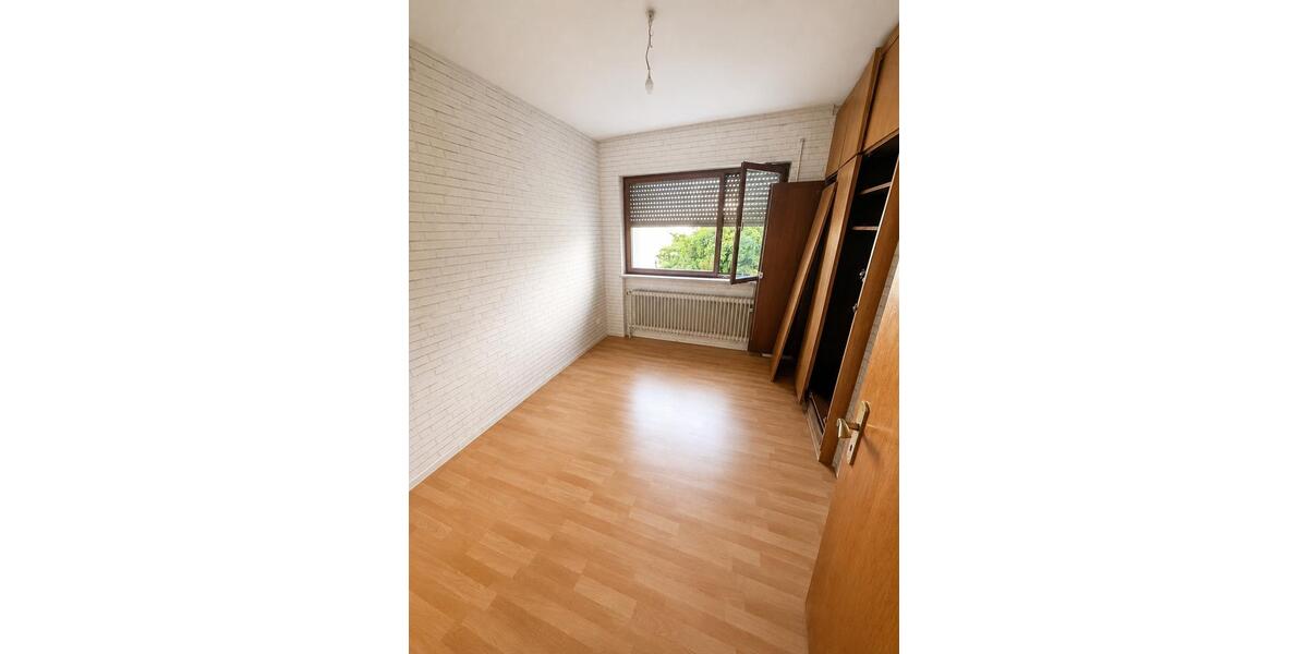 Bungalow Rüsselsheim am Main - 5 Zimmer, 180 m&sup2;, 520.000&euro; | Angebot:26728036