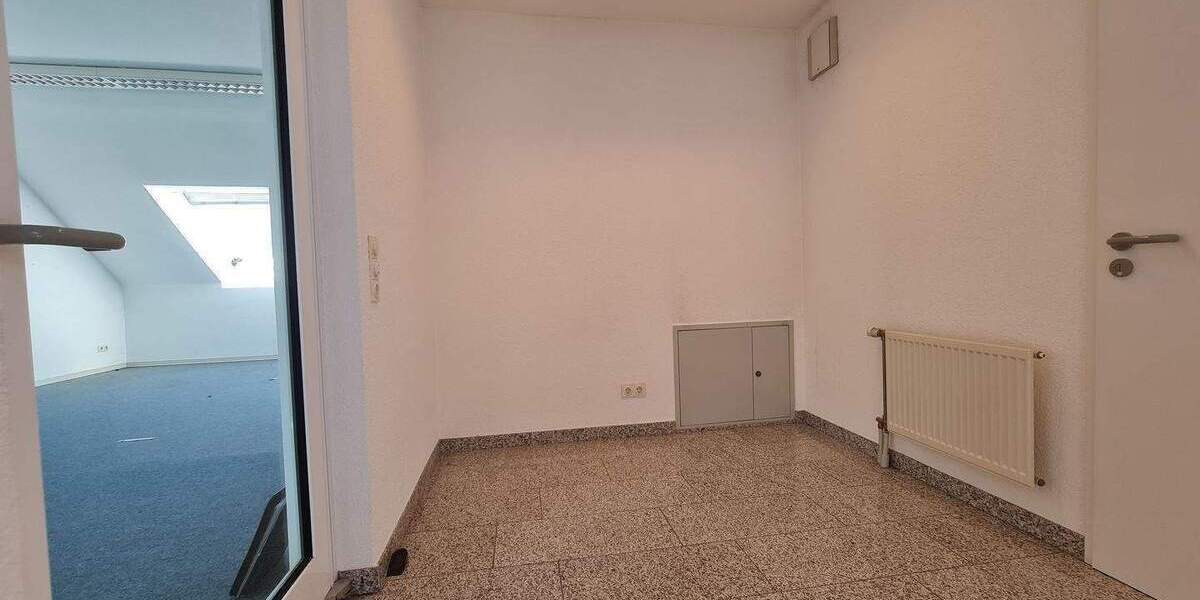 Gewerbeobjekt Offenbach am Main Bieber - 700&euro; | Angebot:25704284