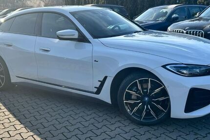 BMW i4 97.392 km 33.977 &euro; Rödermark 63322