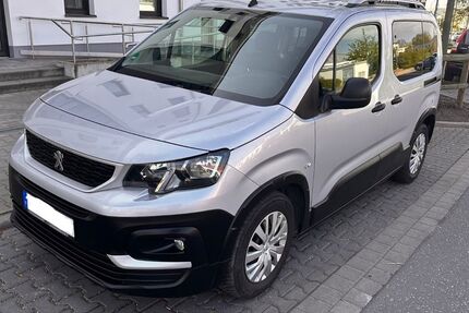 Peugeot Rifter 214.500 km 8.900 &euro; Langen 63225