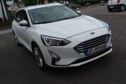 Ford Focus 86.000 km 18.900 € Rödermark 63322