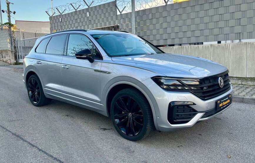 VW Touareg 132.000 km 36.490 € Flörsheim am Main 65439
