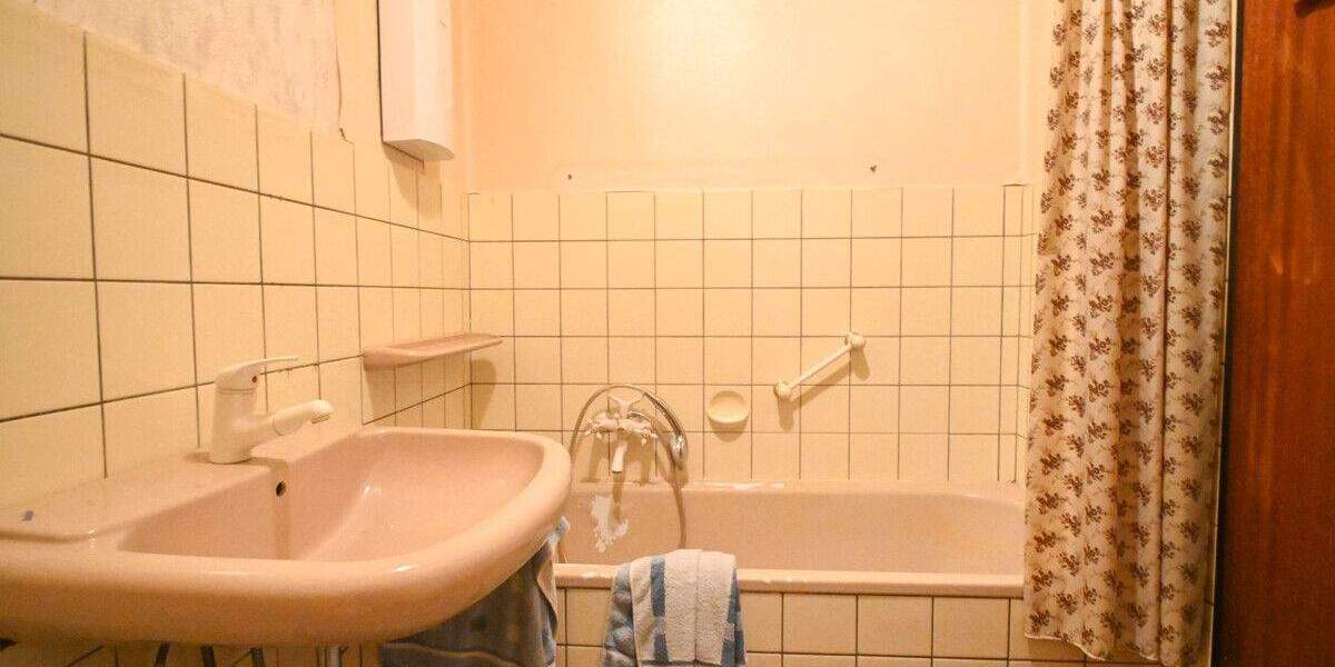 Einfamilienhaus Dieburg - 7 Zimmer, 105 m&sup2;, 339.000&euro; | Angebot:25693347