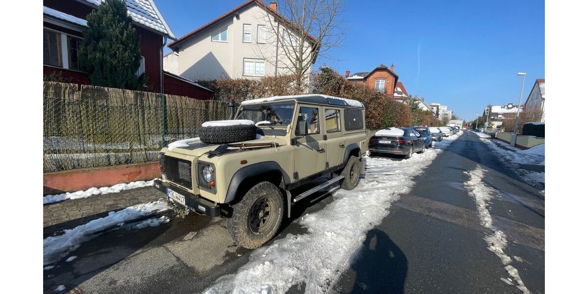 Land Rover Defender 355.000 km 29.500 &euro; Schwalbach 65824