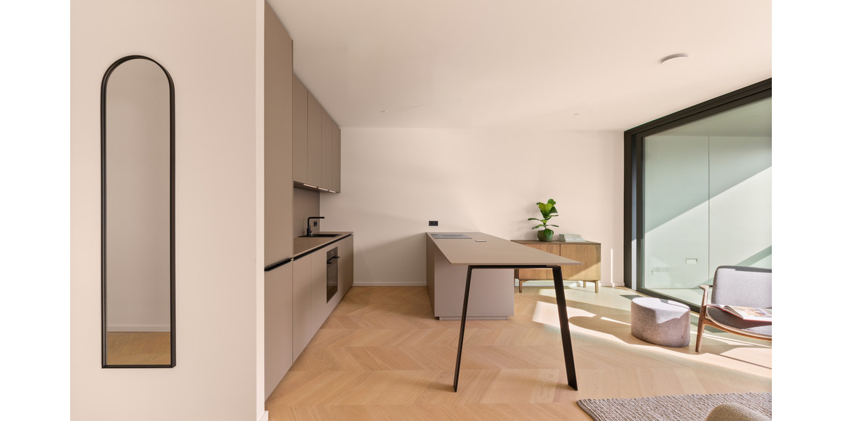 Etagenwohnung Frankfurt am Main Ostend - 2 Zimmer, 63 m&sup2;, 2.570&euro; | Angebot:25690766