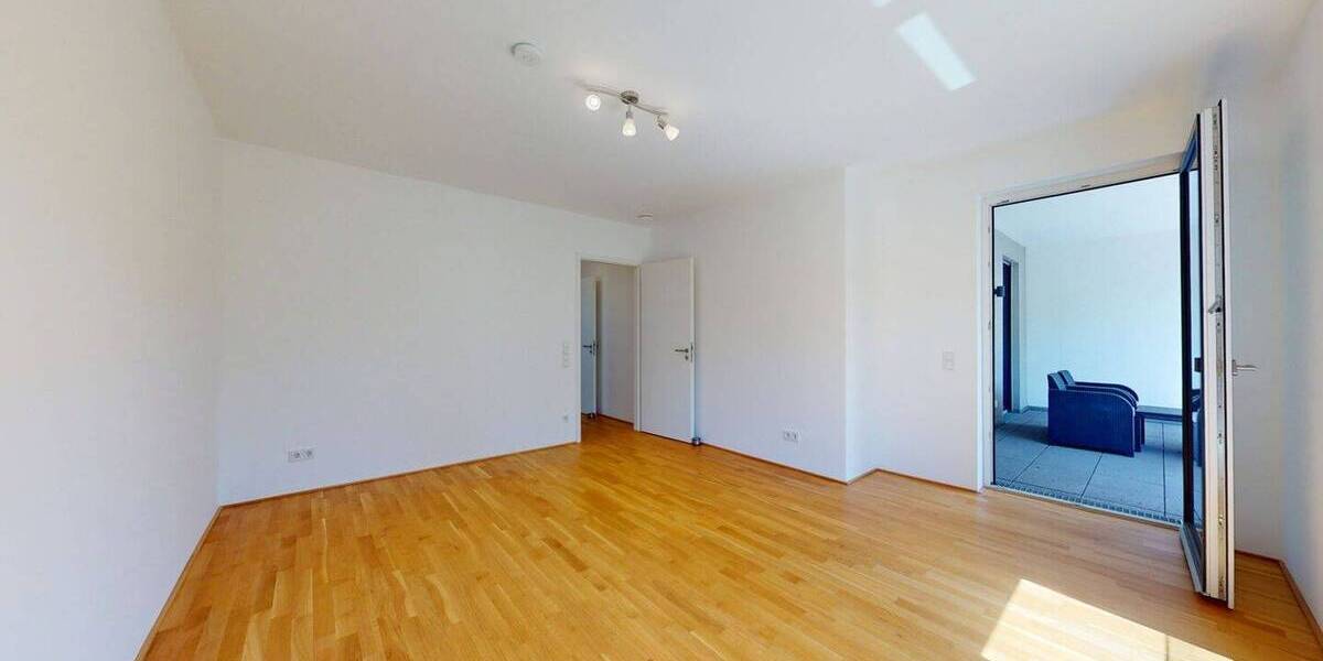 Neuwertige Fünf-Zimmer-Etagenwohnung mit Top-Ausstattung - barrierefrei 5 zimmer