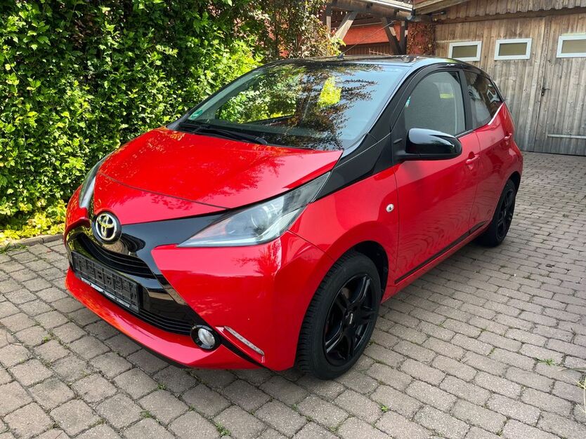Toyota Aygo (X) 77.000 km 7.280 € Niddatal 61194