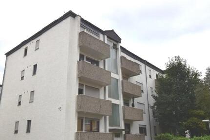 1-ZW mit Balkon und Stellplatz zimmer
