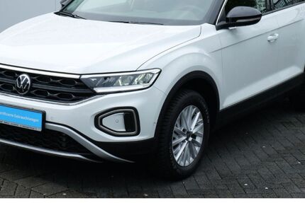 VW T-Roc 3.287 km 29.390 € Nidderau 61130
