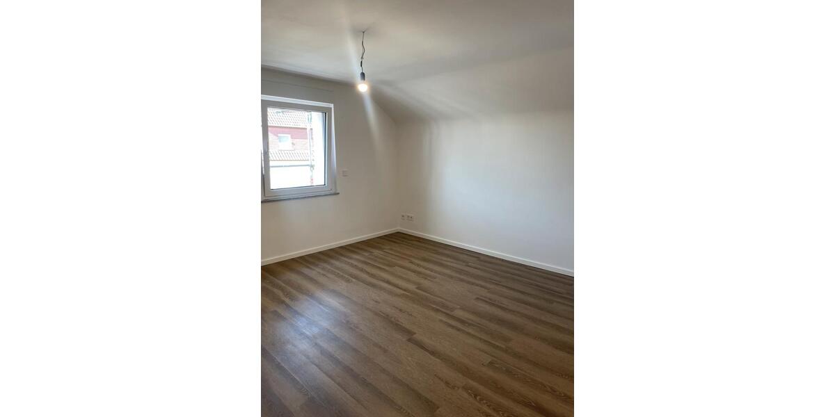 Maisonettenwohnung Heusenstamm - 4.5 Zimmer, 130 m&sup2;, 2.150&euro; | Angebot:26447833