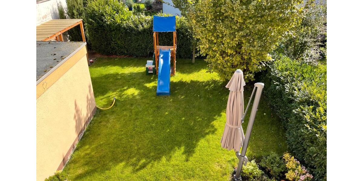 Doppelhaushälfte Hattersheim am Main - 5 Zimmer, 121 m&sup2;, 2.700&euro; | Angebot:26577836