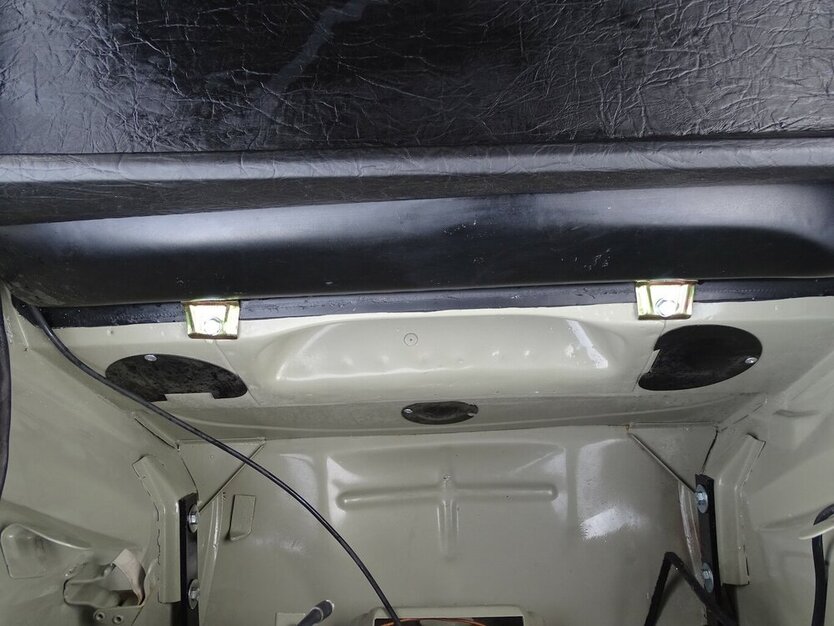 VW Karmann Ghia Cabrio vollständig restauriert 1.200 km 63.900 € Rodgau 63110