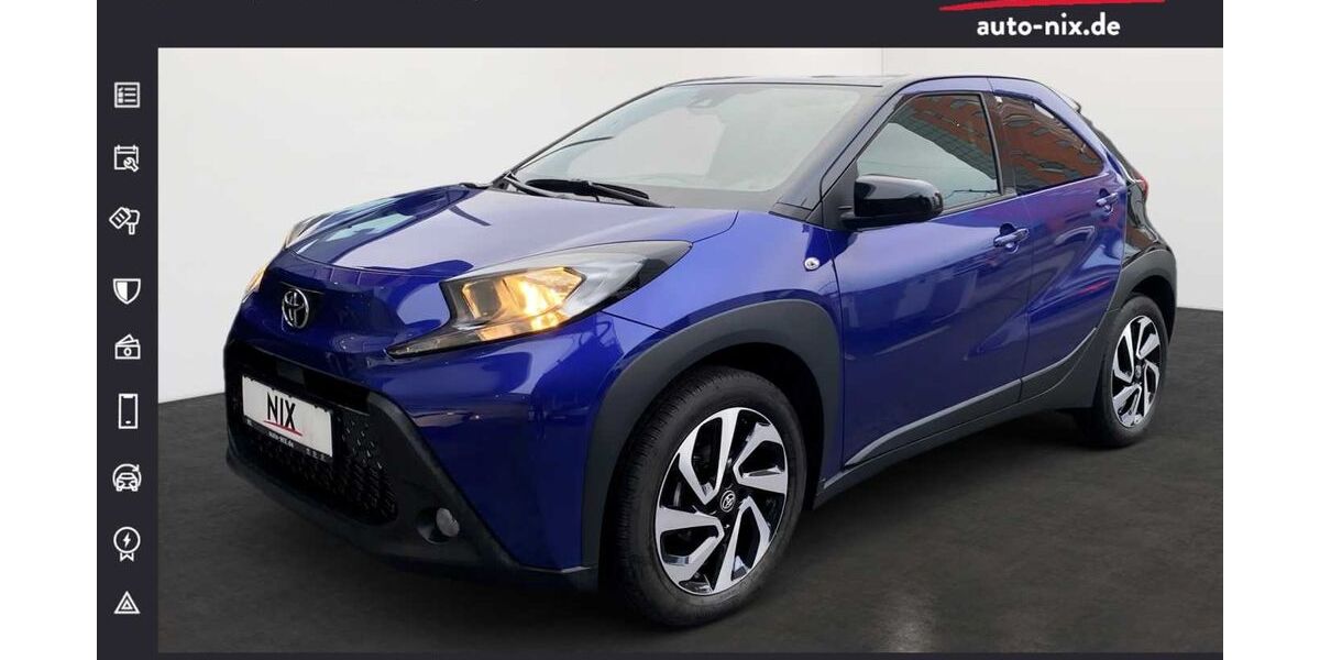 Toyota Aygo (X) 13.078 km 17.500 &euro; Frankfurt 60314