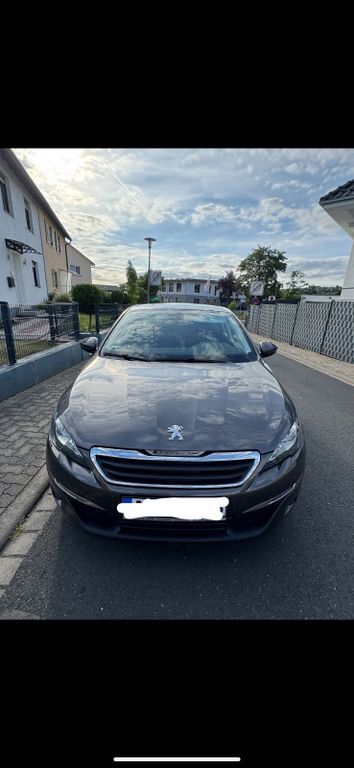 Peugeot 308 114.000 km 7.700 € Kleinostheim 63801
