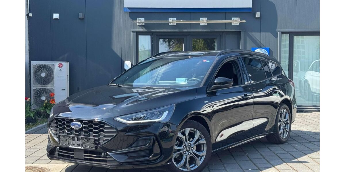 Ford Focus 33.500 km 16.950 &euro; Kriftel 65830