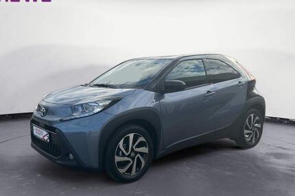 Toyota Aygo (X) 2.200 km 17.995 &euro; Dieburg 64807