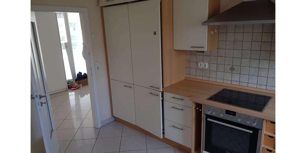 Etagenwohnung Dreieich - 4 Zimmer, 144 m&sup2;, 2.000&euro; | Angebot:26291964