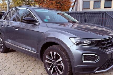 VW T-Roc 46.045 km 19.900 € Frankfurt am Main / Bergen-Enkheim 60388