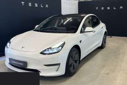 Tesla Model 3 60.482 km 31.300 € Hanau 63457