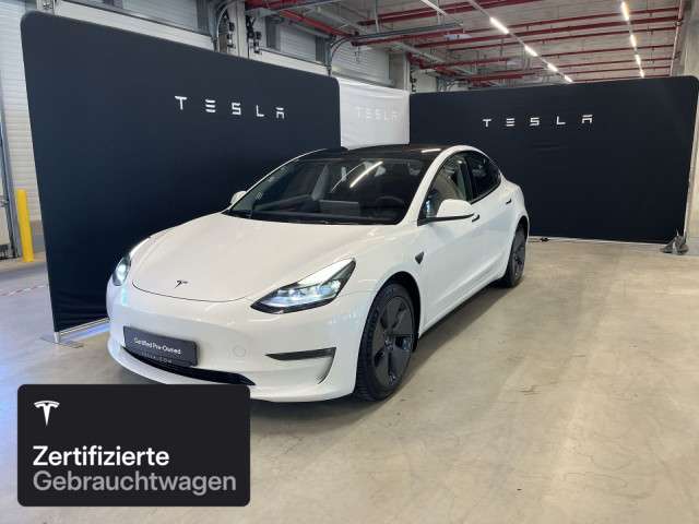 Tesla Model 3 60.482 km 31.300 € Hanau 63457