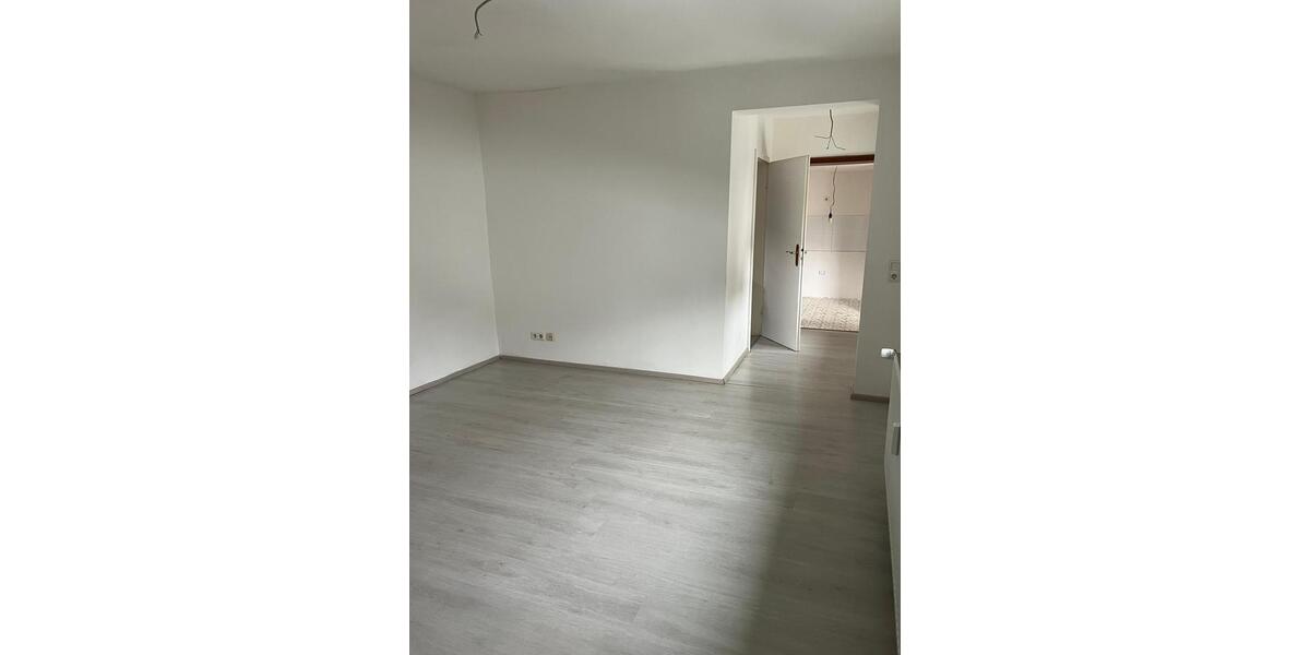 Attraktive 3-Zimmer- Einliegerwohnung in Groß-Zimmern 3 zimmer