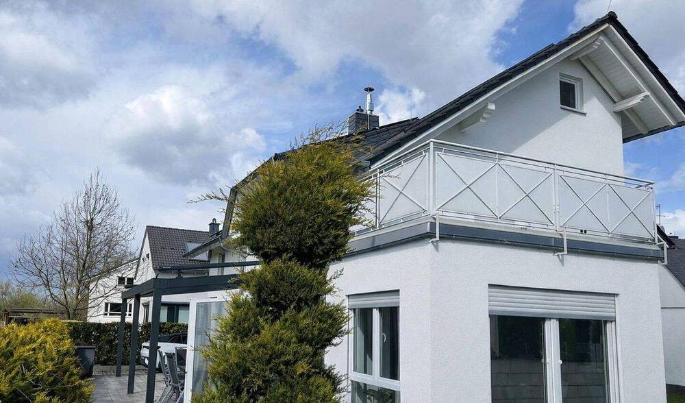 Einfamilienhaus Rodgau Jügesheim - 7 Zimmer, 205 m&sup2;, 969.000&euro; | Angebot:26190237