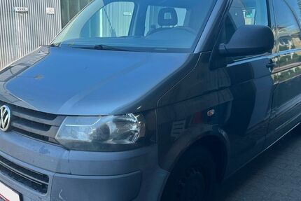 VW T5 Transporter 350.000 km 7.990 &euro; Frankfurt am Main 60486