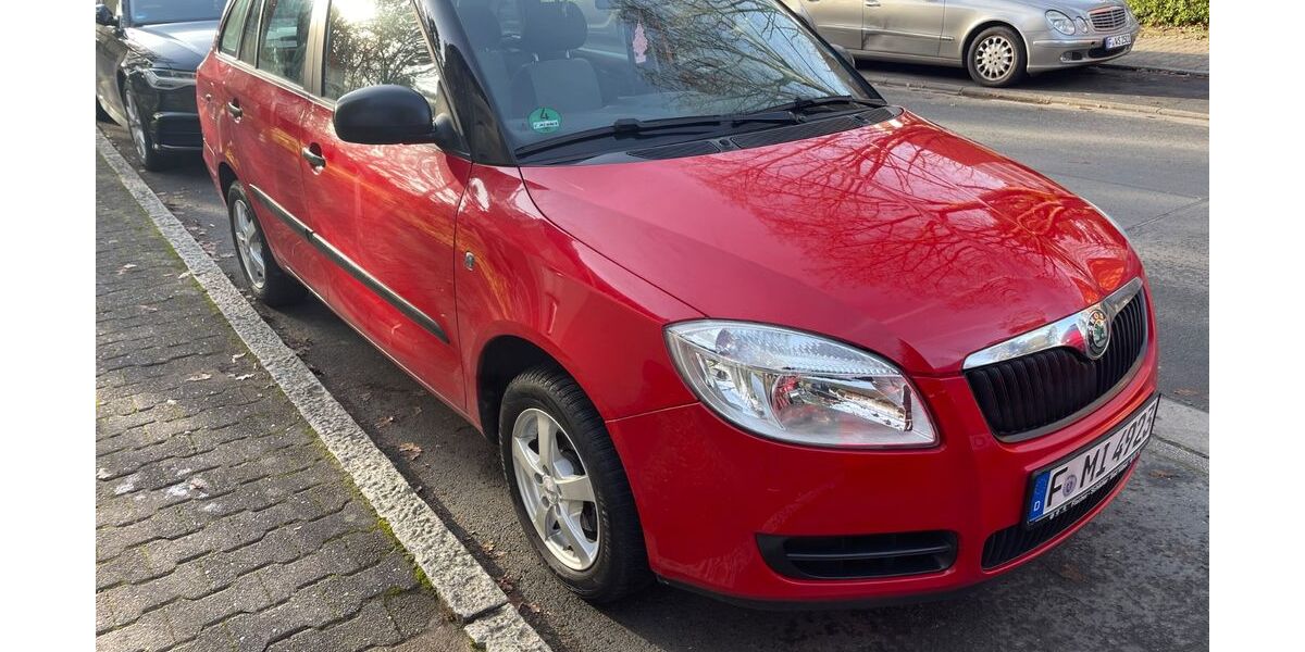 Skoda Fabia 206.265 km 1.950 &euro; Frankfurt 65931