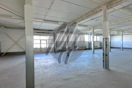 Gewerbeobjekt Schwalbach am Taunus - 7&euro; | Angebot:24759537