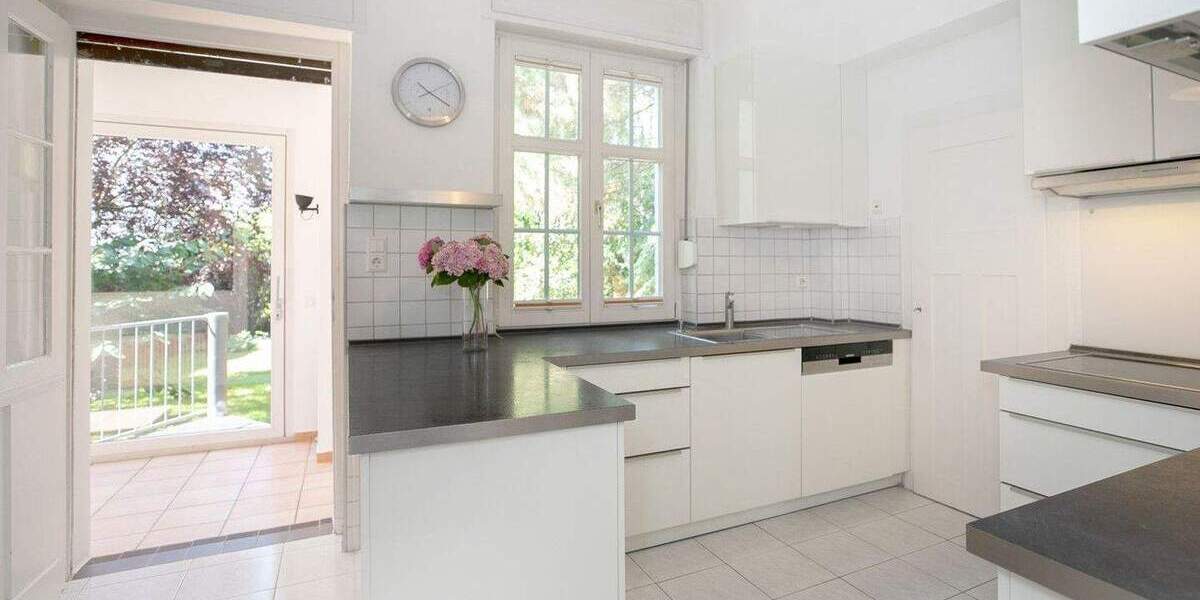 Einfamilienhaus Langen - 8 Zimmer, 190 m&sup2;, 2.900&euro; | Angebot:25689006