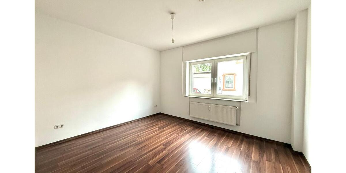 Bezugsfertige Erdgeschosswohnung mit Balkon 2 zimmer