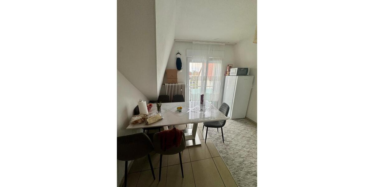Dachgeschoßwohnung Hanau - 3 Zimmer, 85 m&sup2;, 850&euro; | Angebot:26019522