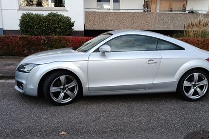 Audi TT 144.000 km 11.000 &euro; Rüsselsheim am Main 65428