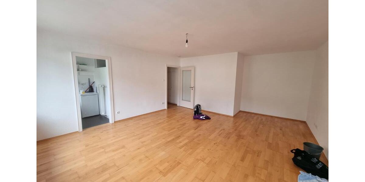 Etagenwohnung Frankfurt am Main Ginnheim - 1 Zimmer, 35 m&sup2;, 175.000&euro; | Angebot:27016009