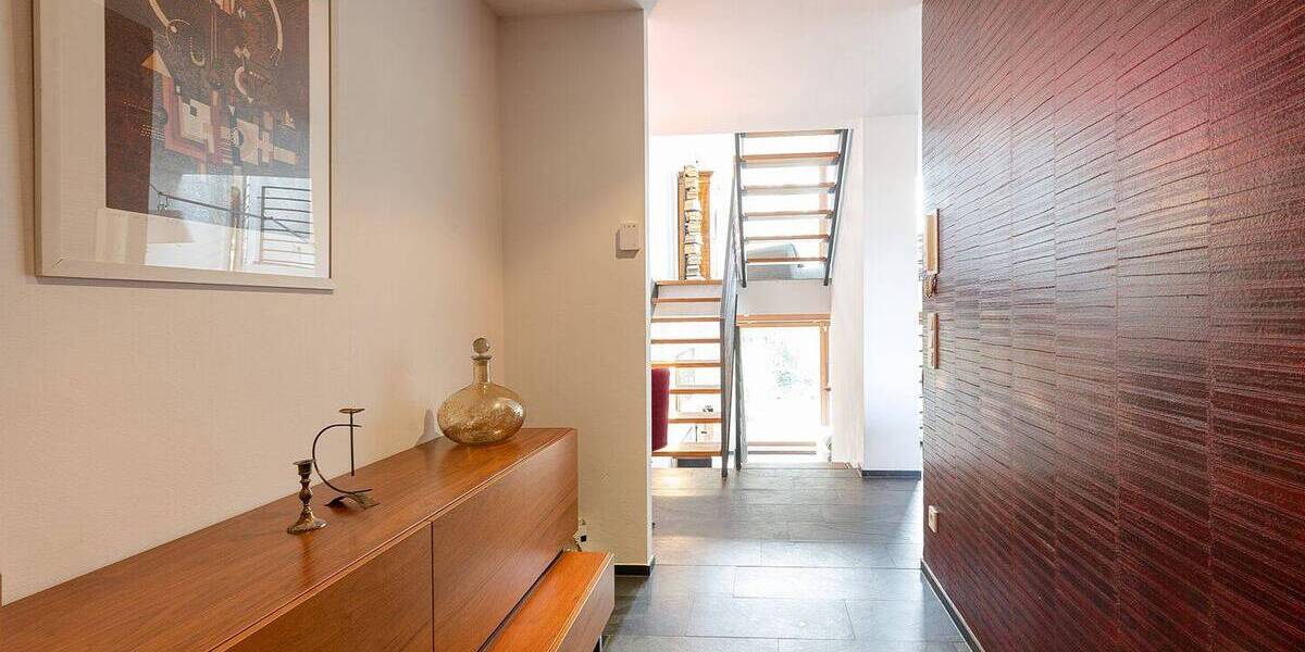 Reihenmittelhaus Frankfurt am Main Praunheim - 5 Zimmer, 165 m&sup2;, 980.000&euro; | Angebot:26796162