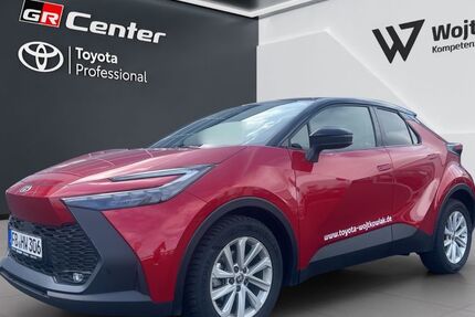 Toyota C-HR 2.000 km 30.967 &euro; Friedberg 61169