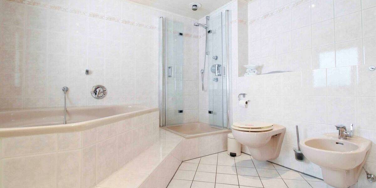 Einfamilienhaus Frankfurt am Main Rödelheim - 6 Zimmer, 175 m&sup2;, 699.000&euro; | Angebot:26852326