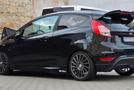 Ford Fiesta 120.000 km 11.700 &euro; Frankfurt 60326