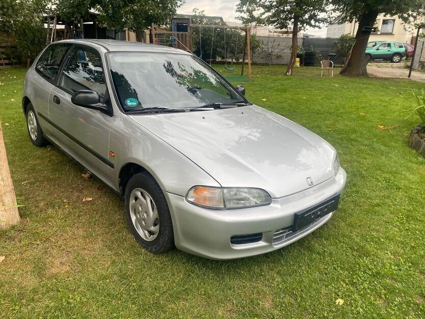 Honda Civic 157.358 km 4.990 € Offenbach a.M. 63075