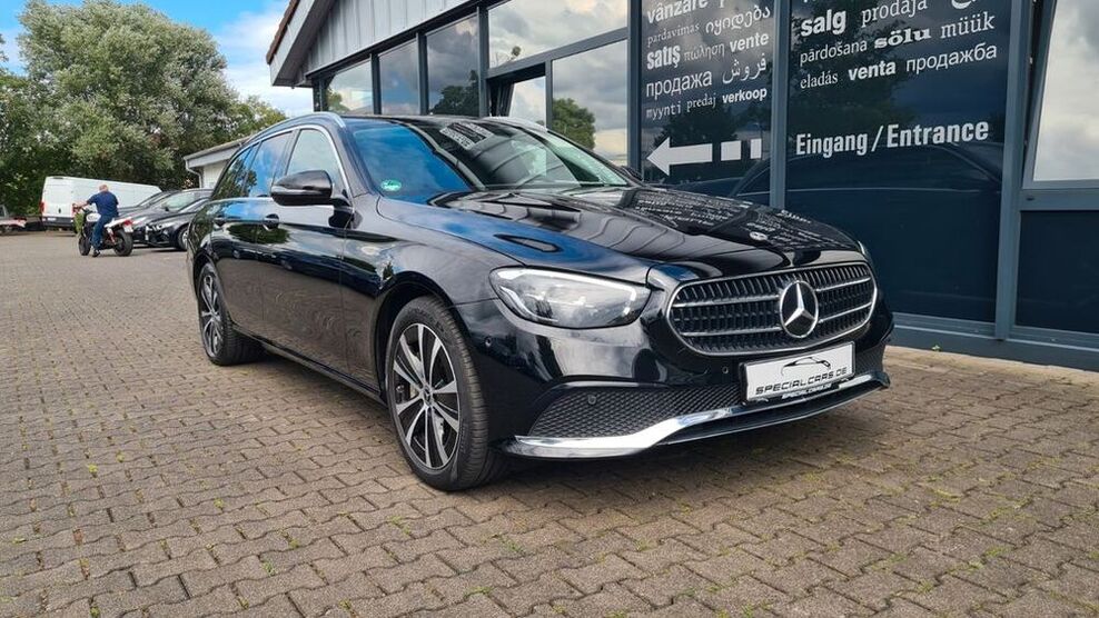 E 300