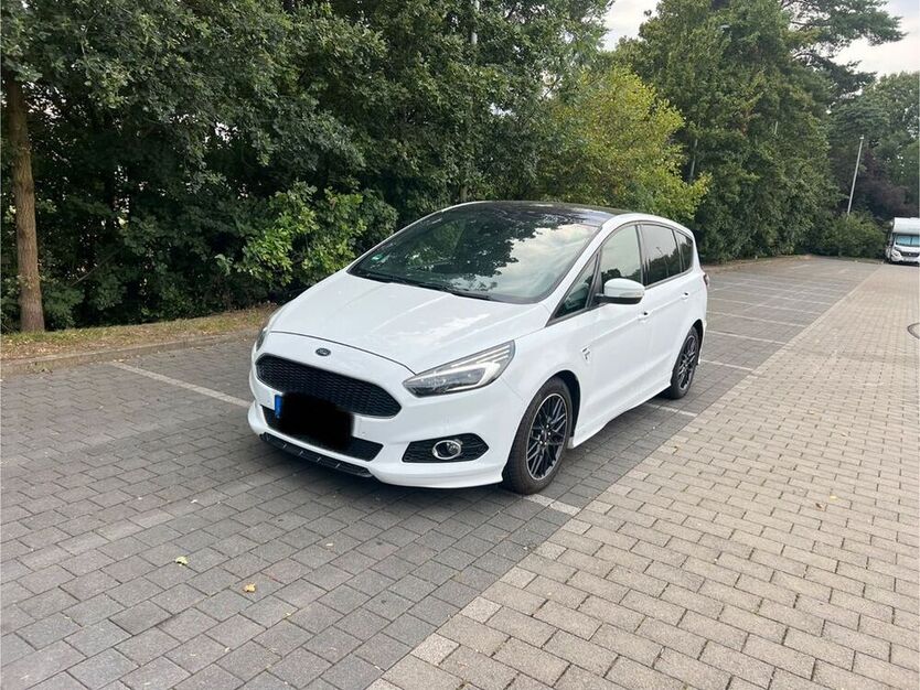 S-Max