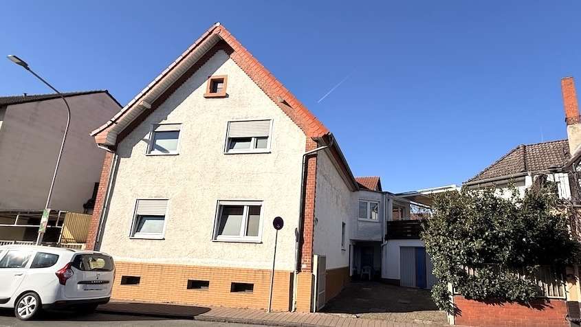 Einfamilienhaus Mörfelden-Walldorf Walldorf - 6 Zimmer, 170 m&sup2;, 415.000&euro; | Angebot:26166733