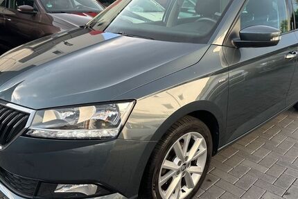 Skoda Fabia 95.171 km 9.490 € FRANKFURT AM MAIN 60488