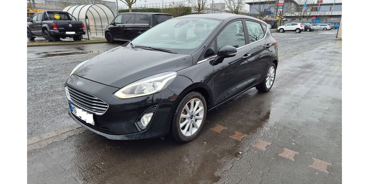 Ford Fiesta 105.000 km 8.049 &euro; Steinbach 61449