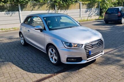 Audi A1 86.804 km 12.599 € Steinbach (Taunus) 61449