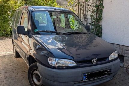 Peugeot Partner 177.000 km 1.100 € Großostheim 63762
