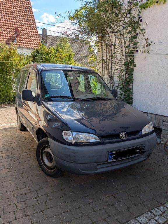 Peugeot Partner 177.000 km 1.100 € Großostheim 63762