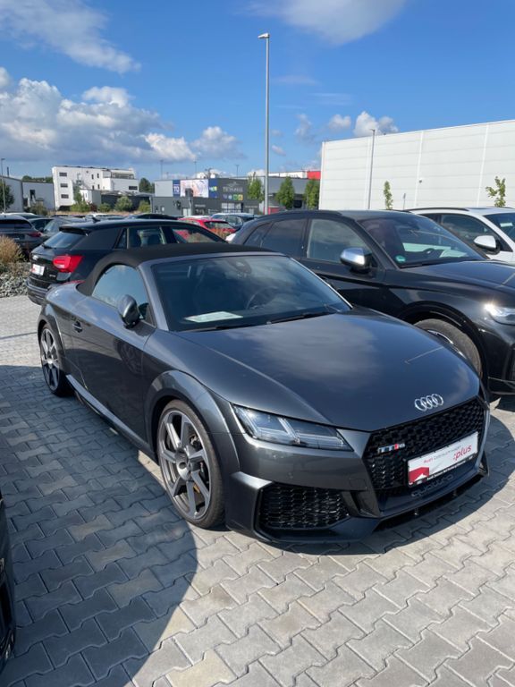 TT RS