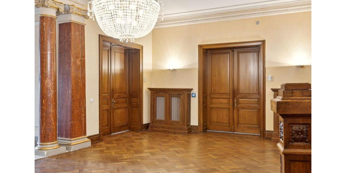 Repräsentative Bürofläche in denkmalgeschützter Villa nahe dem Bad Nauheimer Kurpark zimmer