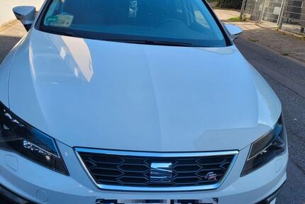 Seat Leon 118.284 km 15.500 € Frankfurt 60316